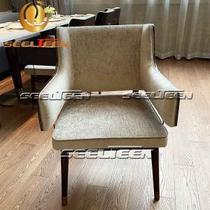 Armrest velvet chair